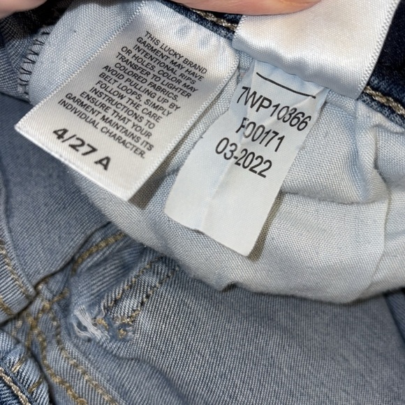 Lucky Brand jeans Ava style ankle skinny extreme distress button/zip Size 4/27 - Picture 11 of 12